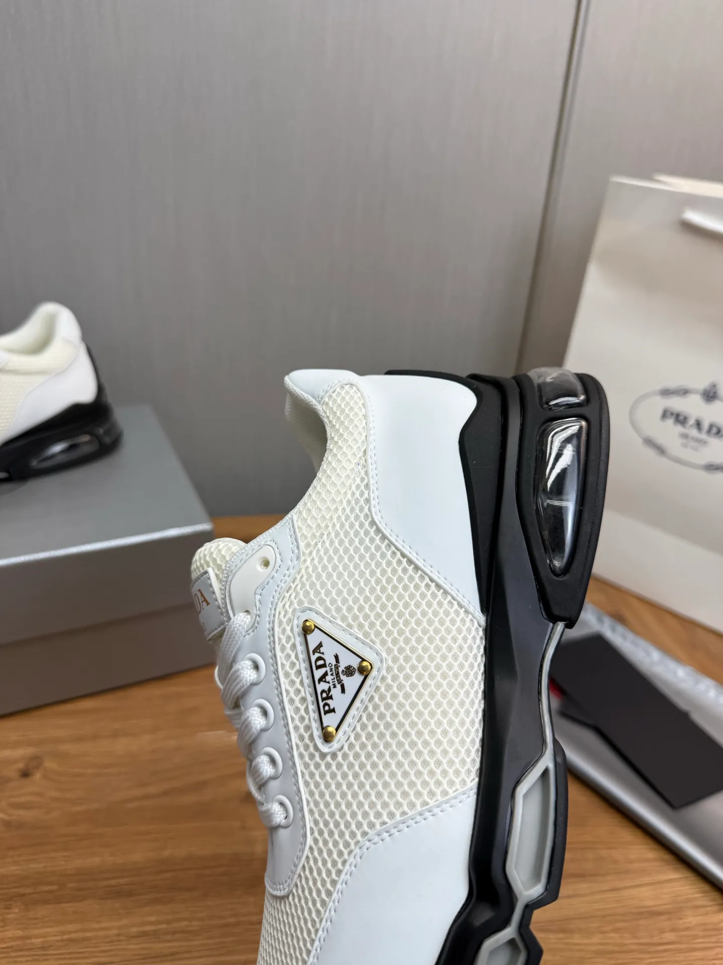 Men's shoes 💰640💰 [PRADA] Men's shoes are popular in the counter, high-quality shipments ✔️Official website synchronization, original cowhide with mesh surface + cowhide lining, 1⃣️:1⃣️reproduction, original air cushion original bottom, 38-45 (customized at 45)